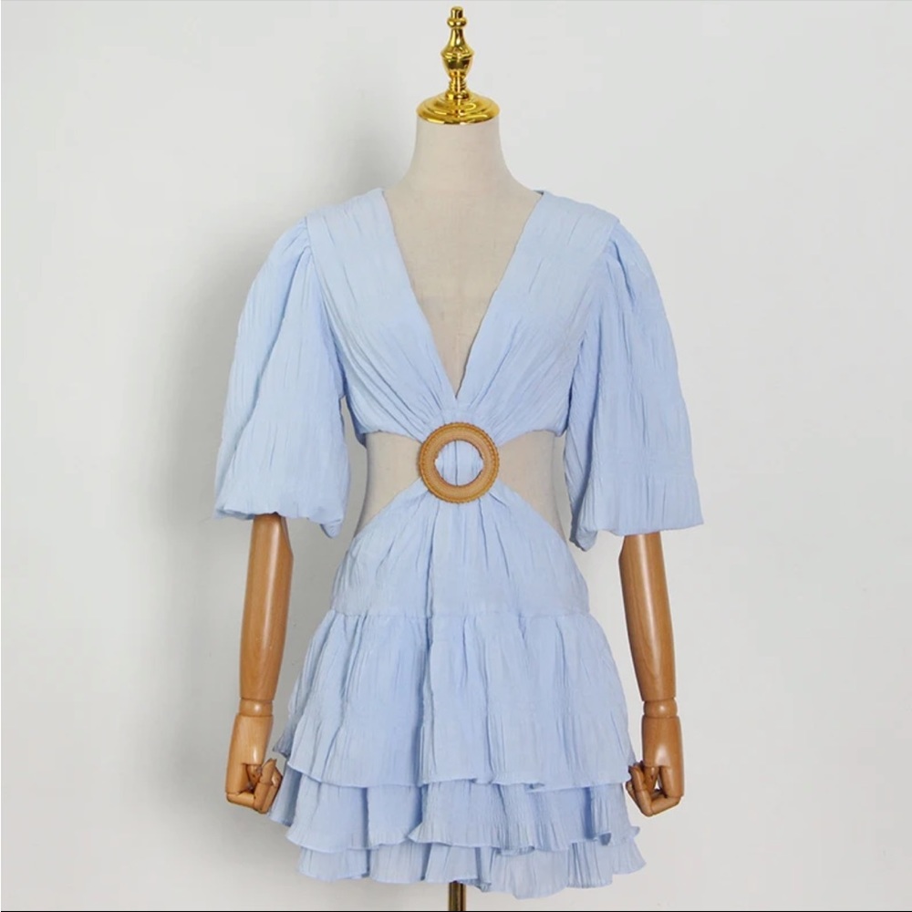 Cut out “O” Ring Dress - Picture 3 of 6